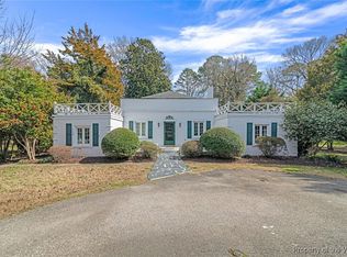 120 James River Dr, Newport News, VA 23601