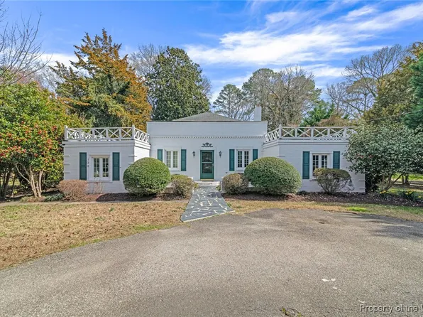 120 James River Dr, Newport News, VA 23601