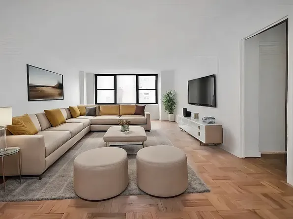 333 East 49th Street image 2 of 7