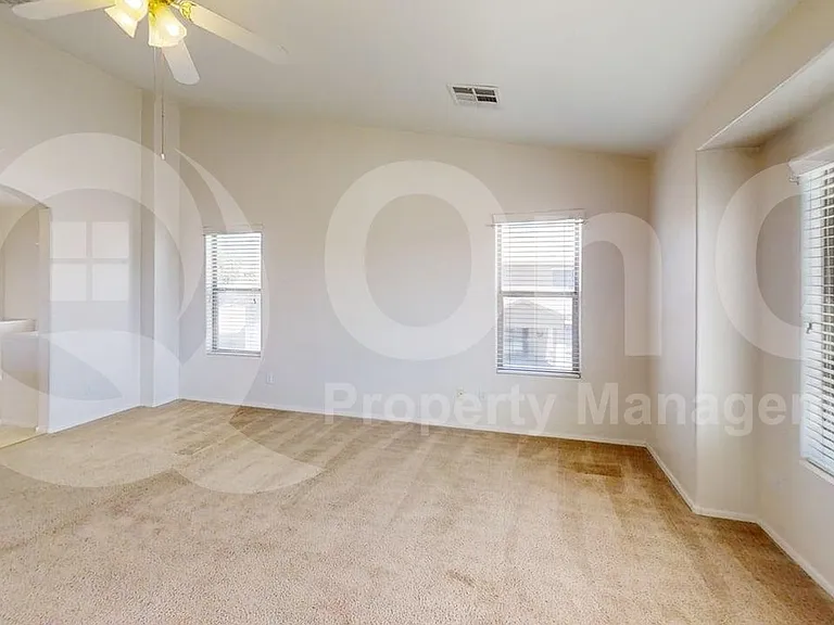 22249 E Calle De Flores — Photo 8