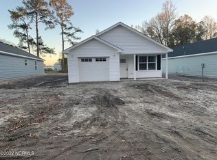 103 Middle St, Barco, NC 27917