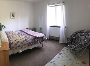 906 Jenifer St, Madison, WI 53703