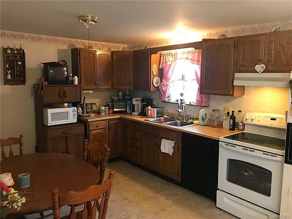 4th image of 239 82nd St