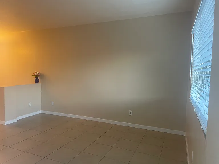 2833 N Estrella Ave #1 — Photo 5