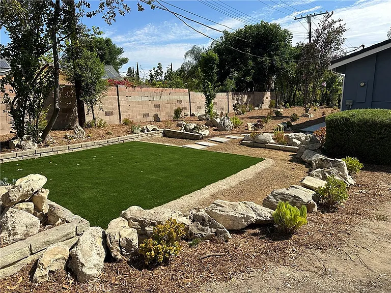 5301 Dubois Ave — Photo 21