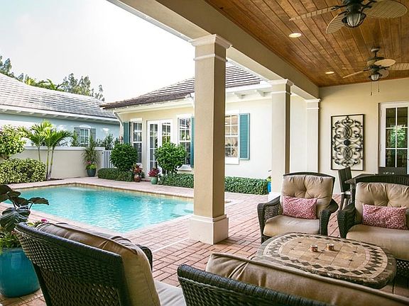 5th image of 406 N Palm Island Cir