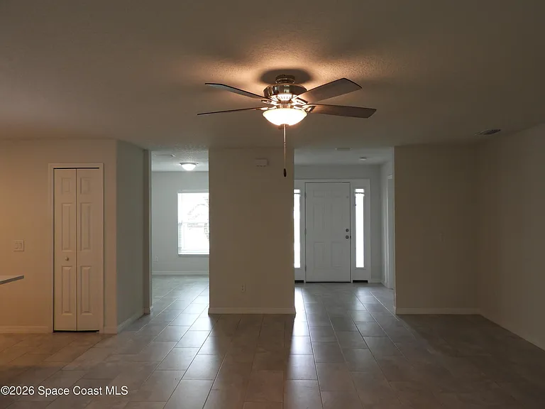 1530 Paley Cir SE — Photo 7