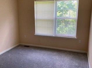 745 Cherry Orchard Rd #129, Canton, MI 48188