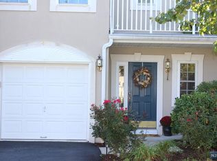43 Magnolia Way, North Haledon, NJ 07508