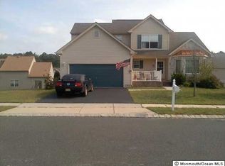 10 Cobblestone Ln, Little Egg Harbor, NJ 08087
