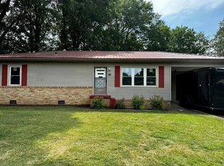 216 Ellis Dr, Paris, TN 38242
