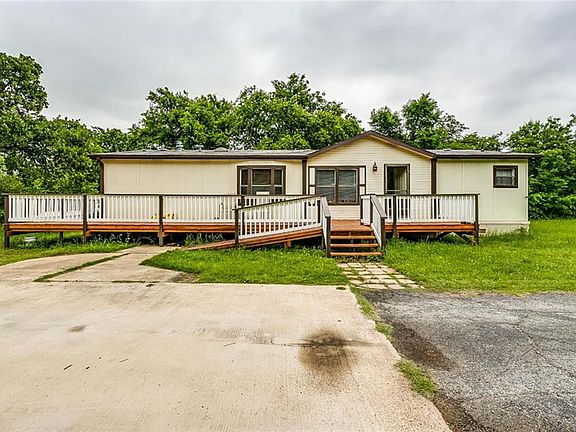 5th image of 1915 Weeping Willow Dr