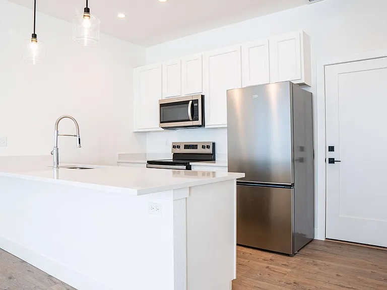 150 Rothrock Pl — Photo 36