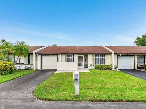 5452 Laurel Oak Street, Delray Beach, FL 33484