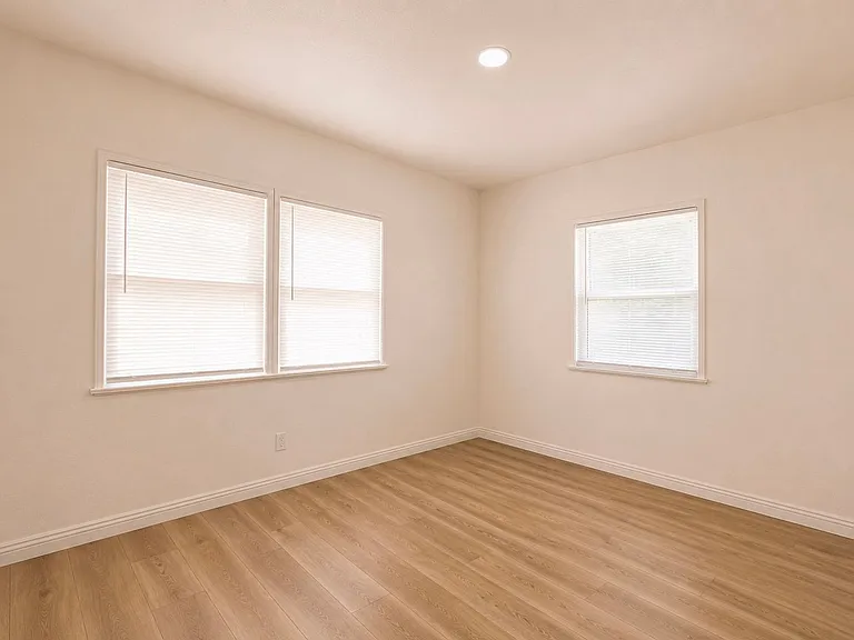 4723 Arlington Ave — Photo 19