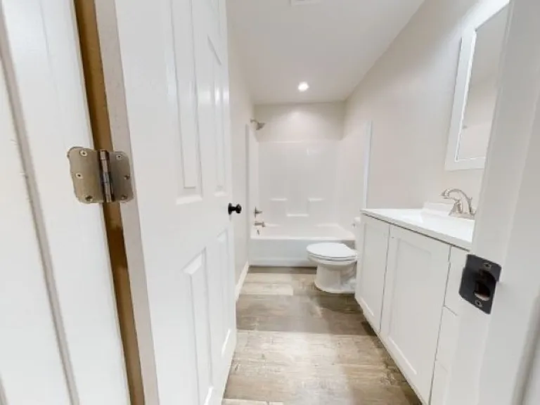 415 W James St #1 — Photo 7