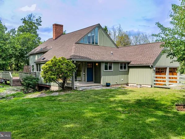101 Rolling Hill Rd, Skillman, NJ 08558