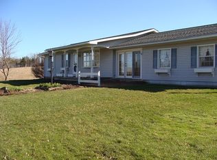 15 Bluebird Ln, Wellsboro, PA 16901