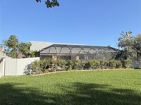 2nd image of 1676 S Goldeneye Ln