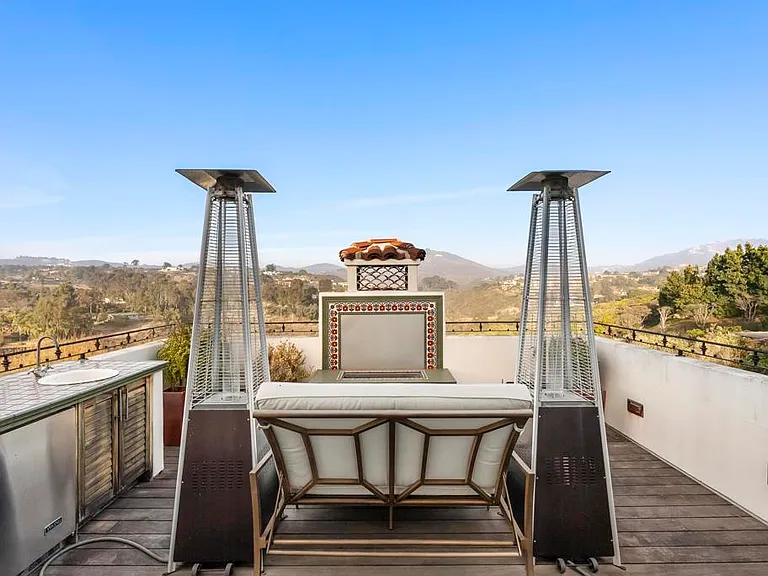 6152 Avenida Del Duque — Photo 17