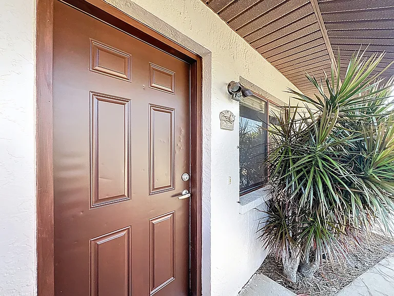 640 Casa Grande Dr — Photo 2