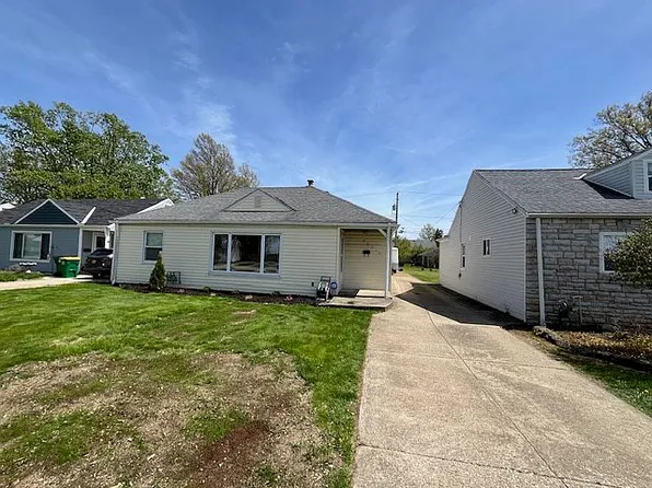 29516 Cresthaven Dr, Willowick, OH 44095