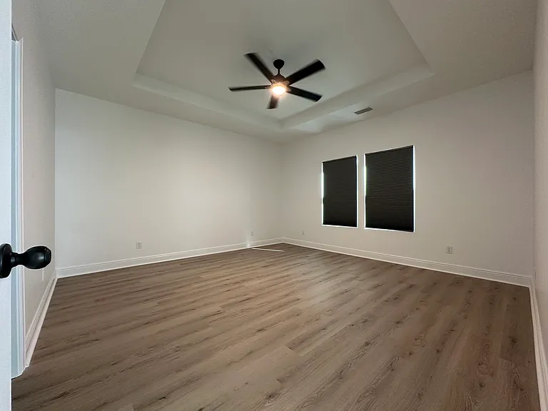 1303 Louisiana Ave — Photo 7