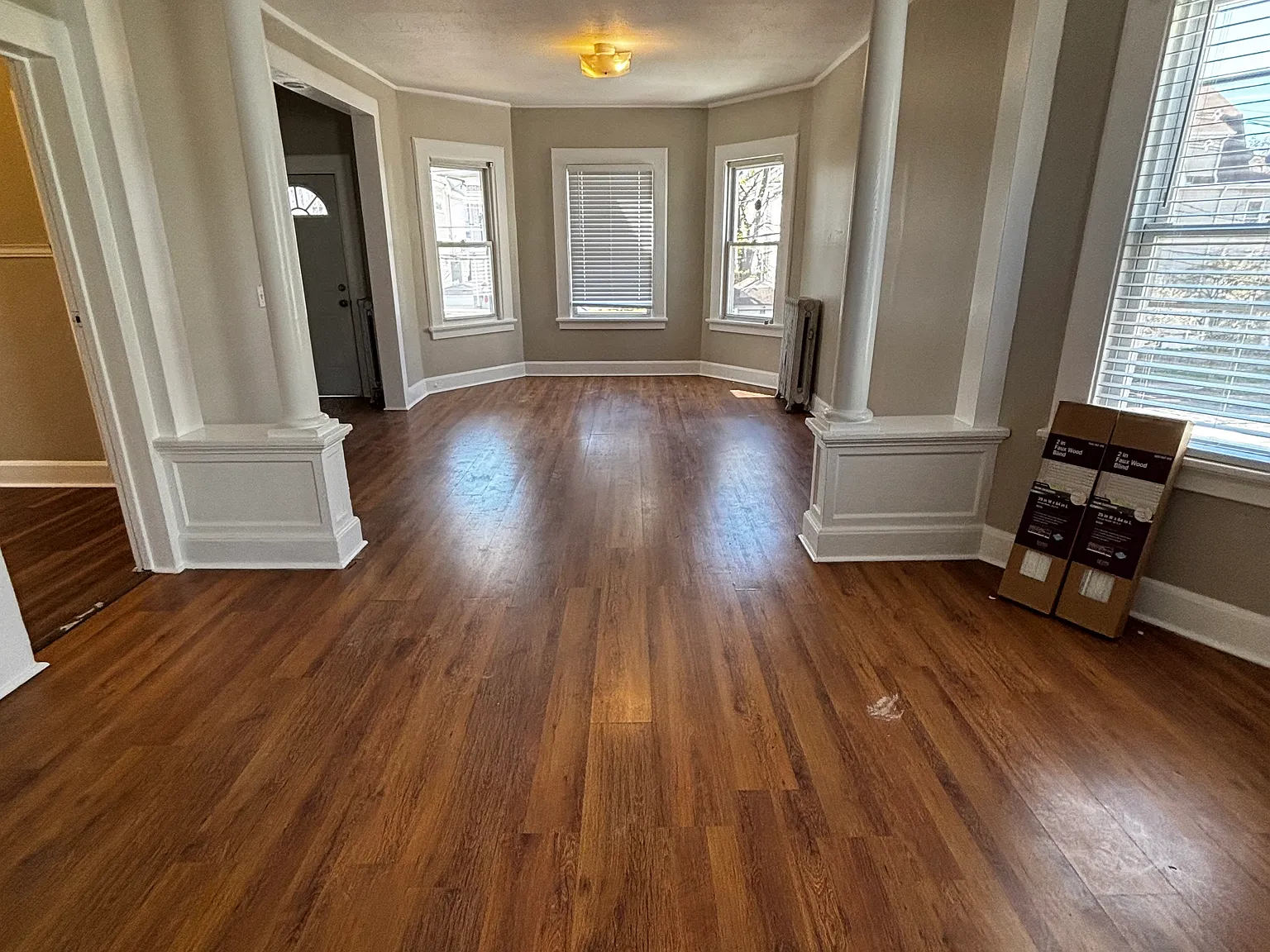 3 bed, 1000 sqft, $2,250 — Photo 3