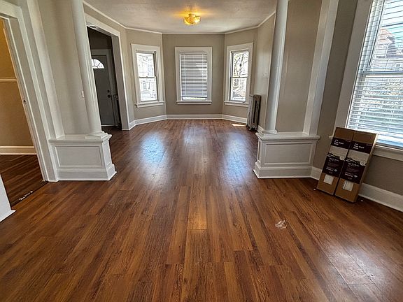 3rd image of 203-205 Lawrence Pl #2