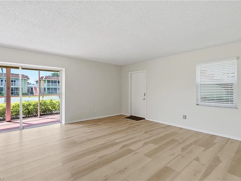 1400 Pompei Ln #53 — Photo 9