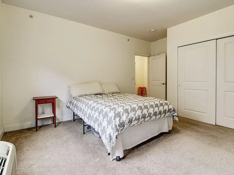 5501 Hudson Ave #201 — Photo 3