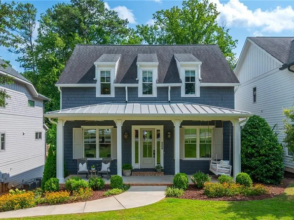1264 Hayes Dr, Smyrna, GA 30080