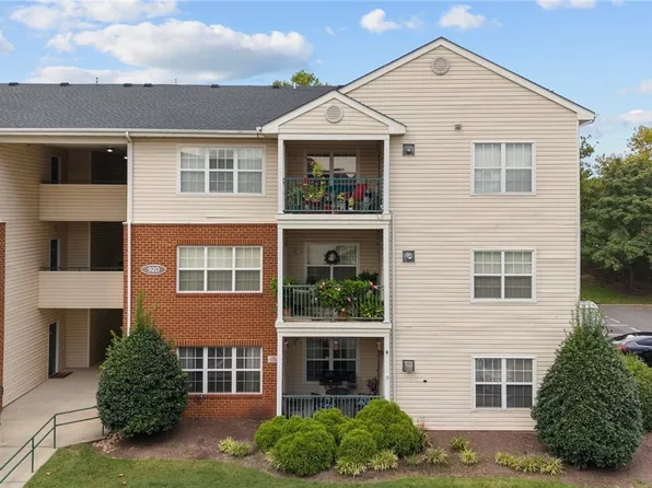 920 Masters Row APT D, Glen Allen, VA 23059