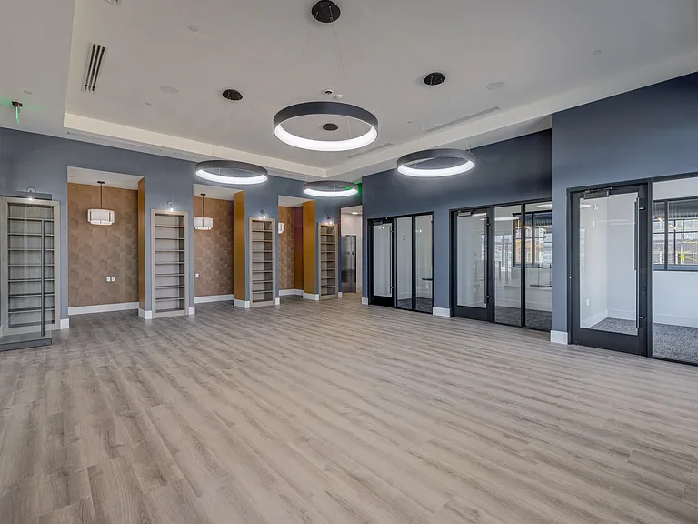ICO Holbrook — Photo 6