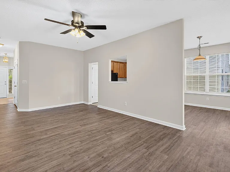 2325 Waverly Crossing Rd — Photo 15