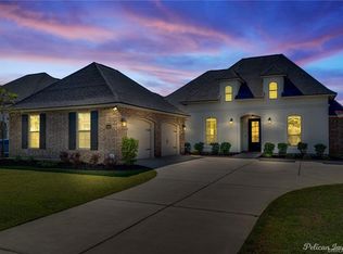 243 Danielle Dr, Benton, LA 71006