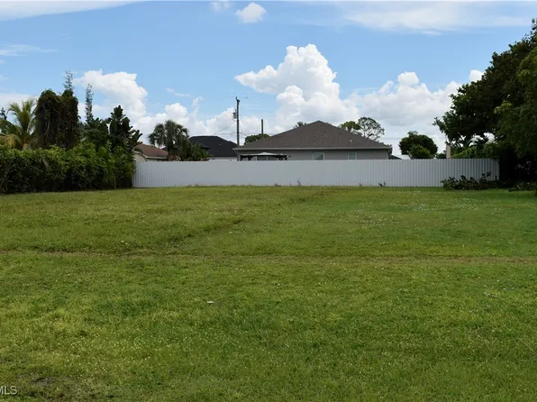 805 SW 6th Ct, Cape Coral, FL 33991