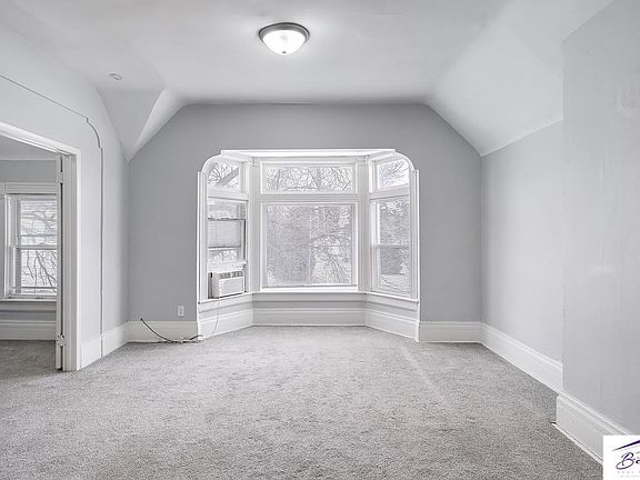 2nd image of 1112 N 40th St #1112N40-2
