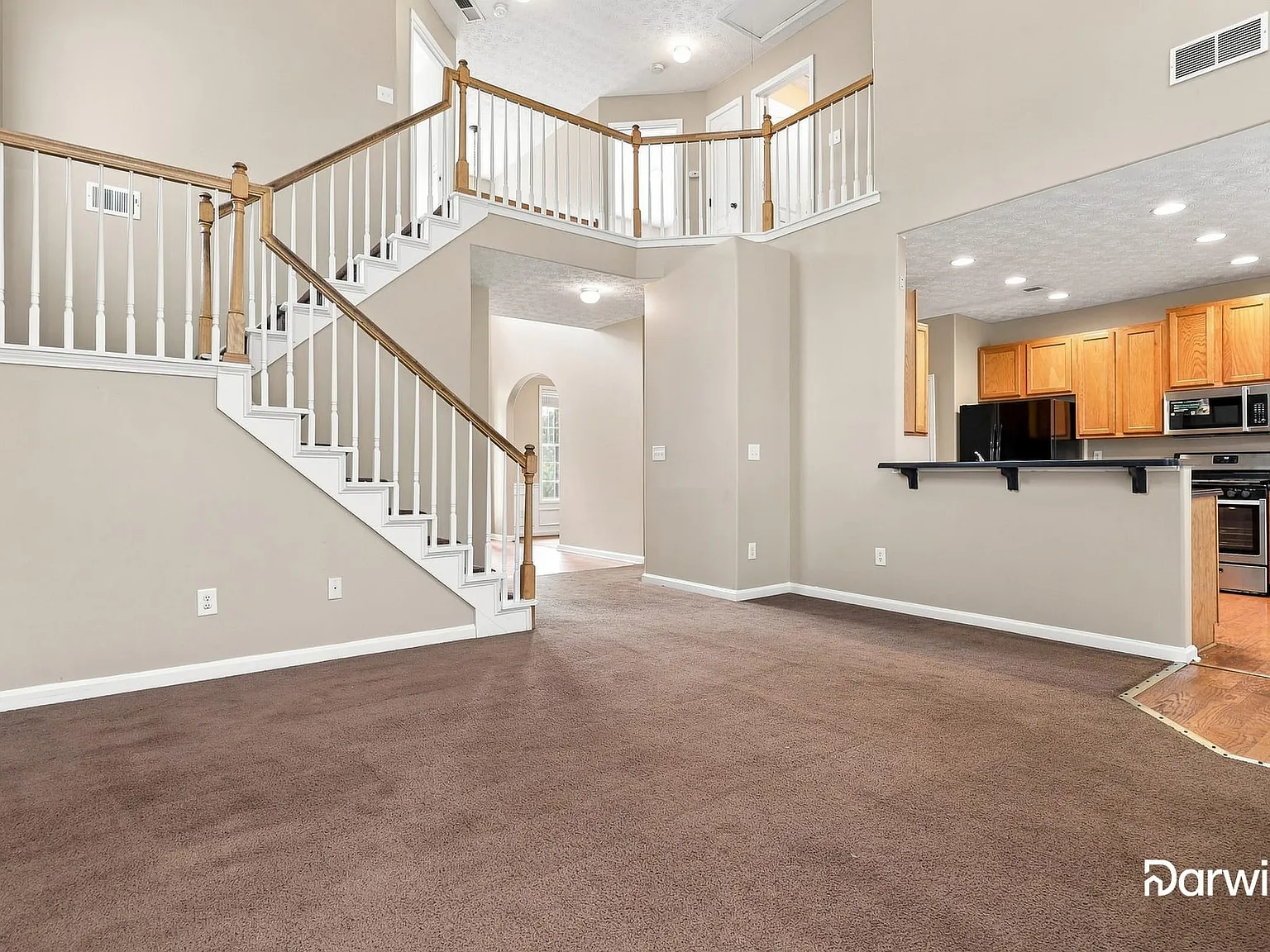 4 bed, 2.5 bath, 2142 sqft, $2,275 — Photo 4