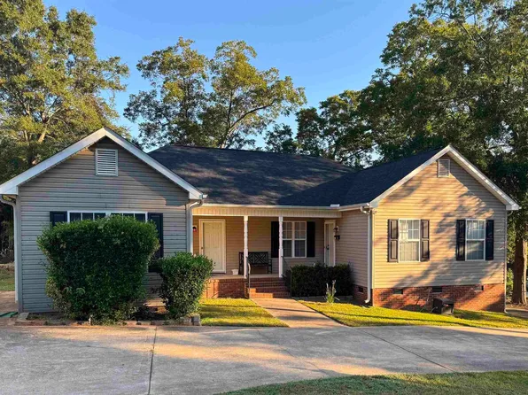 211 Wildwood Dr, Greer, SC 29651
