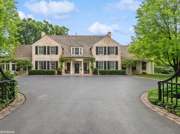 765 N Sheridan Rd, Lake Forest, IL 60045