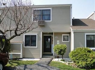 35 Brewster Woods Dr, Brewster, NY 10509