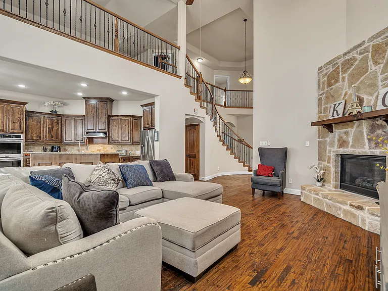 1108 Navajo Dr — Photo 12