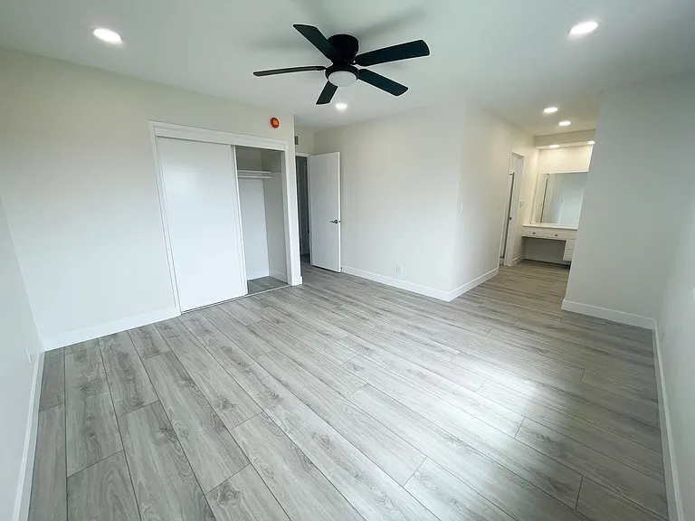 9192 Christine Dr — Photo 14