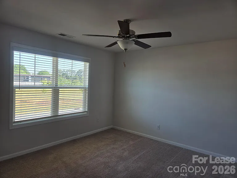 8185 Sheffield Dr — Photo 18