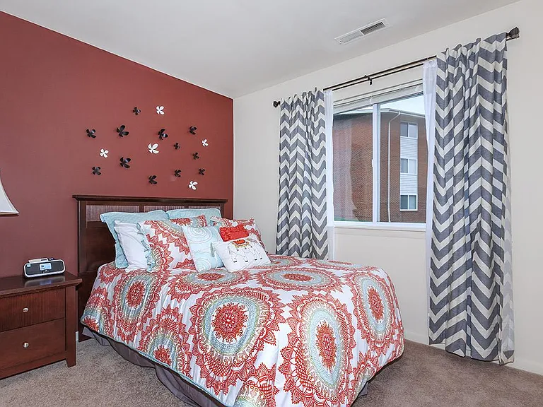 Windsor Hills Apartments — Photo 63