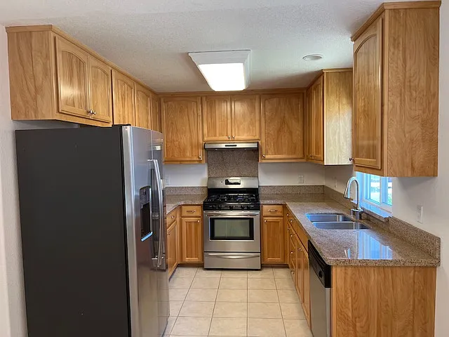 1371 Cassel Ln — Photo 5