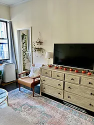 Rented by Voro New York