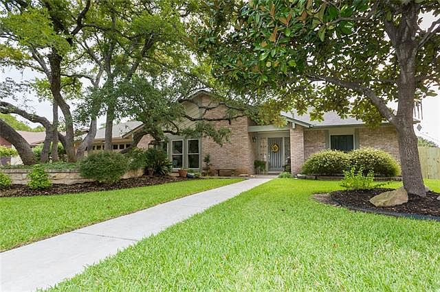 1st image of 1101 Penny Ln