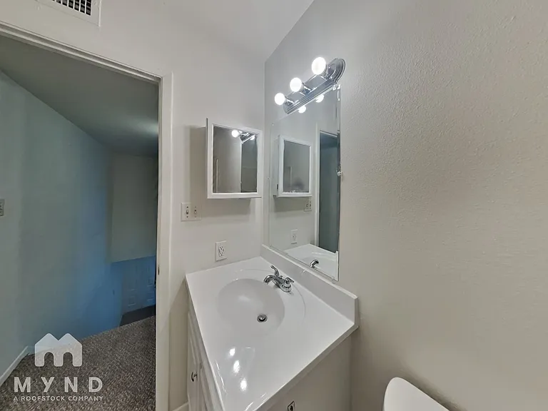 5924 N 83rd St — Photo 14